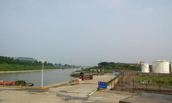 Harbour pool overlooking
